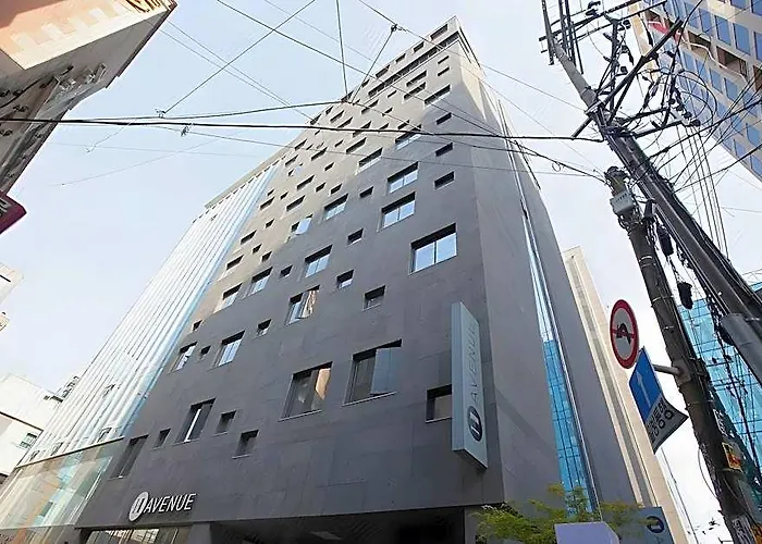 H Avenue Gangnam Yeoksam 3*