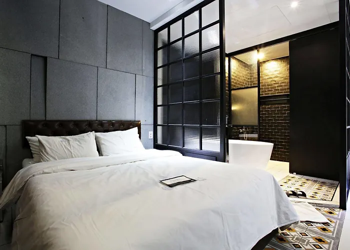 Hotel H Avenue Gangnam Yeoksam