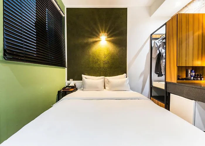 H Avenue Gangnam Yeoksam Hotel