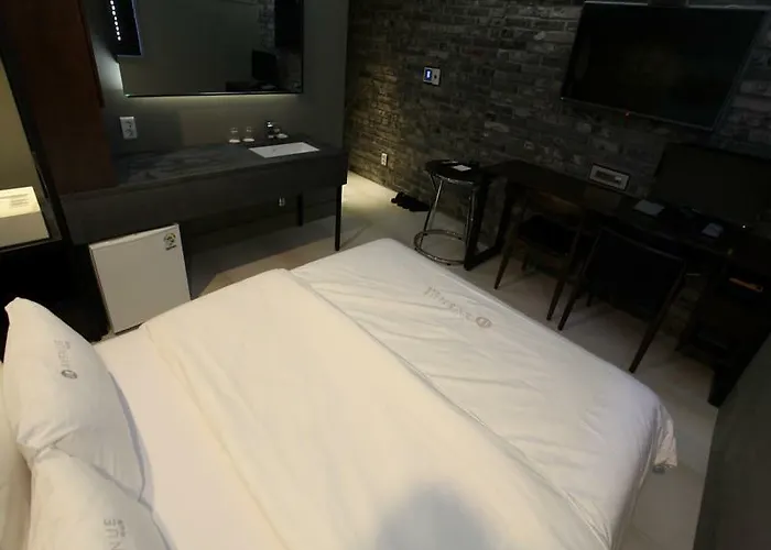 H Avenue Gangnam Yeoksam 3* Seoul